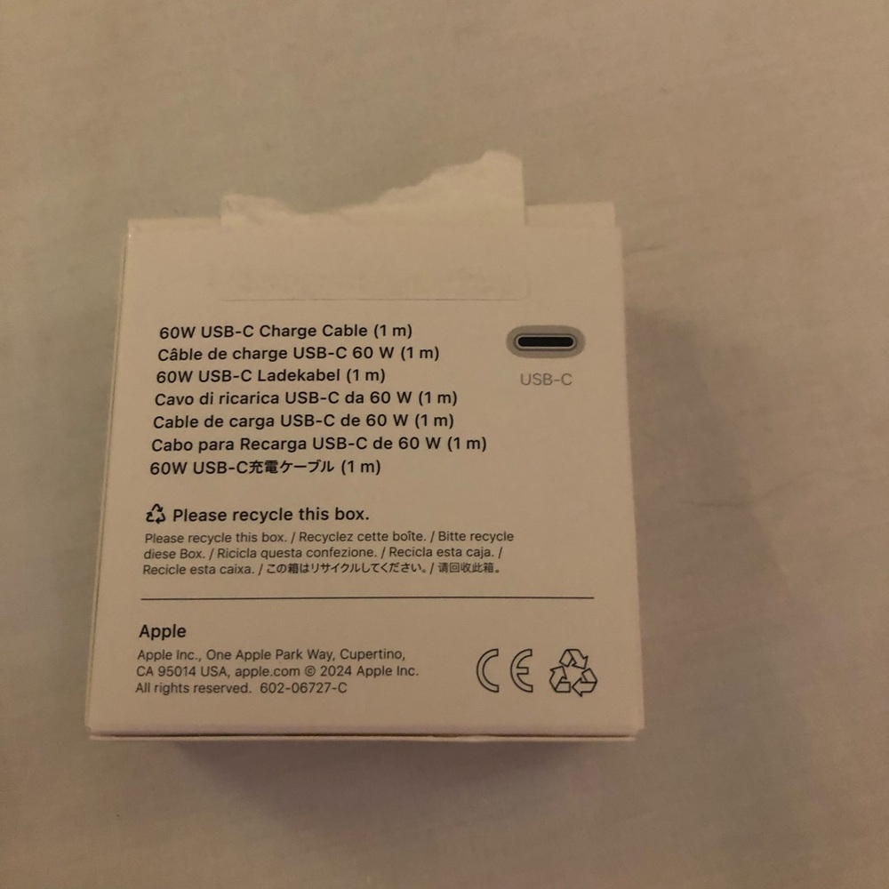 Apple USB‑C 60W Charge Cable - White - Picture 3 of 5